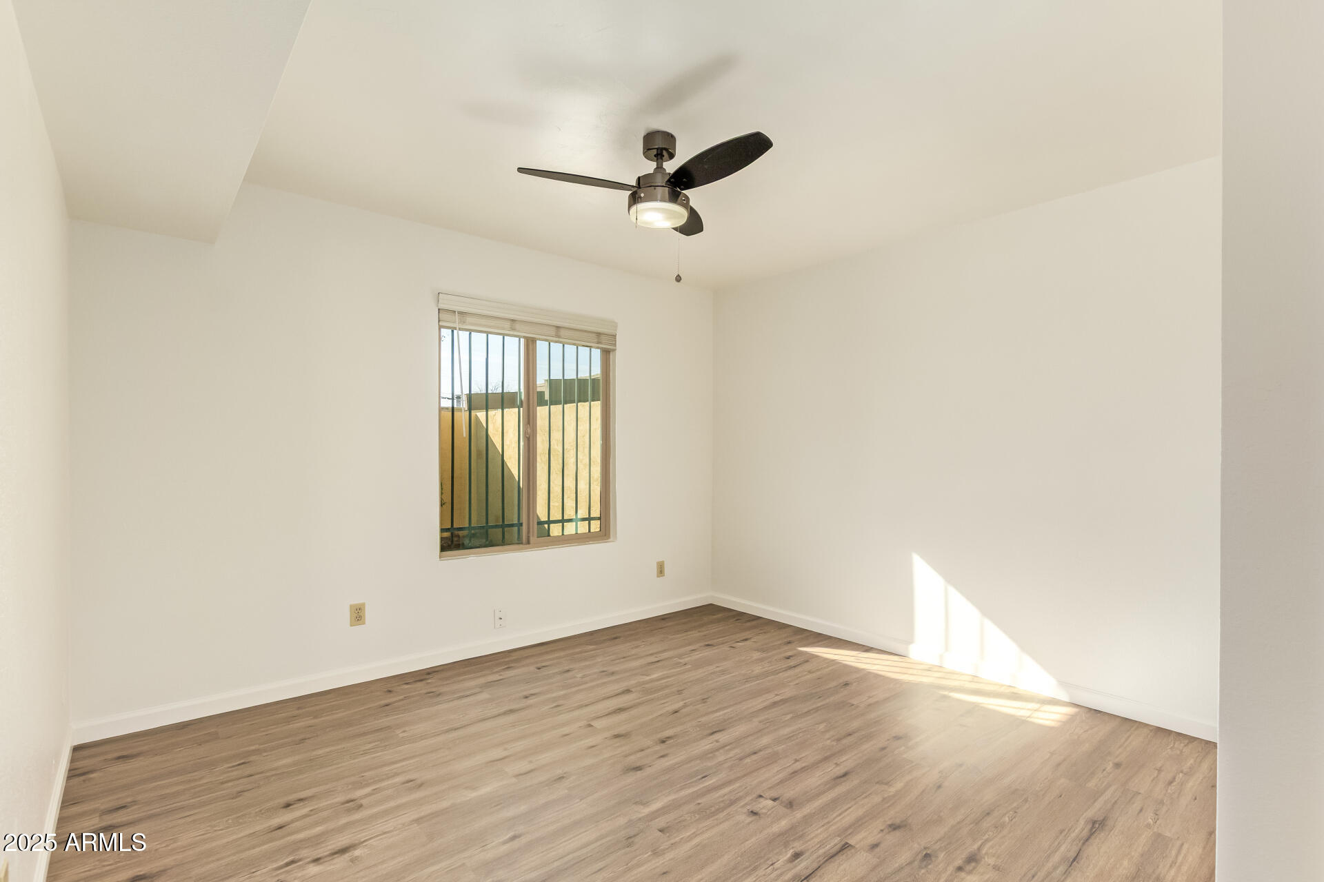 1274 East Ave Hermosa Phoenix, AZ 85014 - Photo 23 of 35 IMG_1758