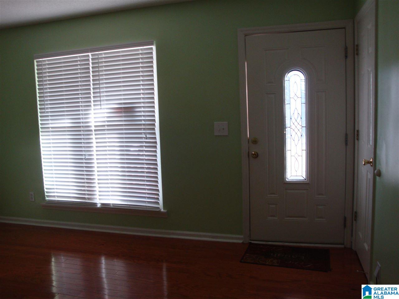 111 Colonial Circle Clanton, AL 35045 - Photo 7 of 19