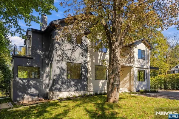 $2,895,000 | 589 Piermont Road, Demarest, NJ 07627