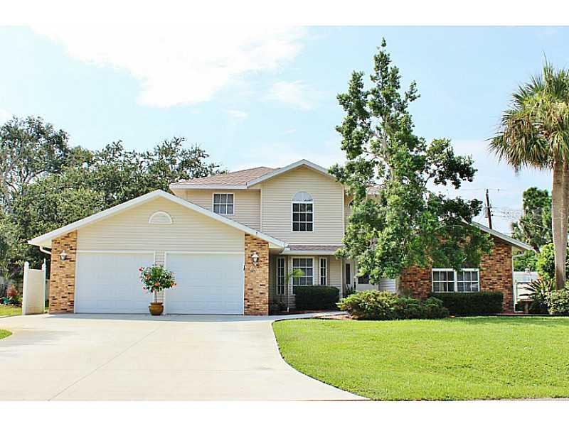 656 Roanoke Road Venice, FL 34293 - Photo 1 of 1 Exterior Front