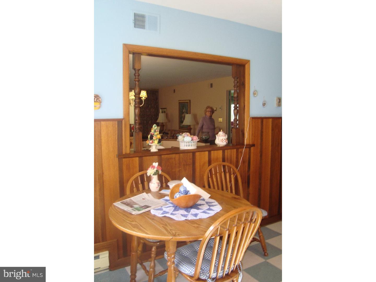 7 Dunstable Road Southampton, NJ 08088 - Photo 4 of 10 Kitchen