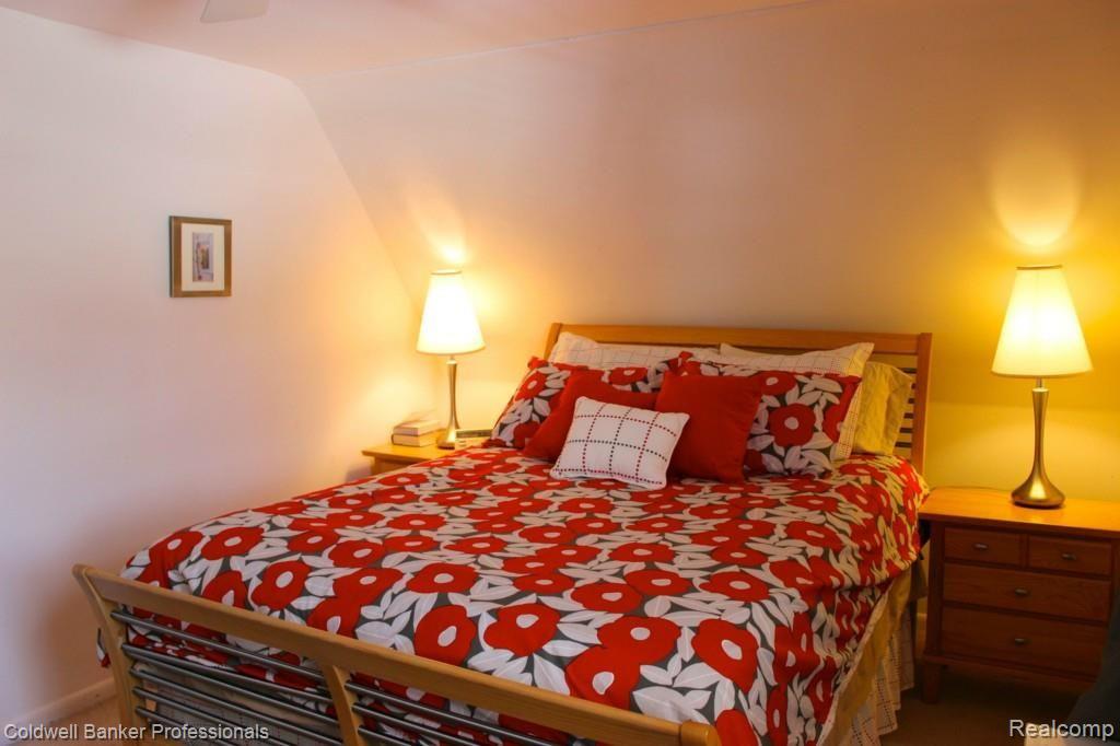 2180 Princeton Road Berkley, MI 48072 - Photo 12 of 20 Master Bedroom