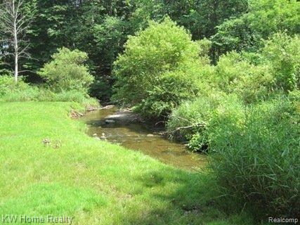 36465 Howard Road Farmington, MI 48331 - Photo 17 of 17 Howard 028