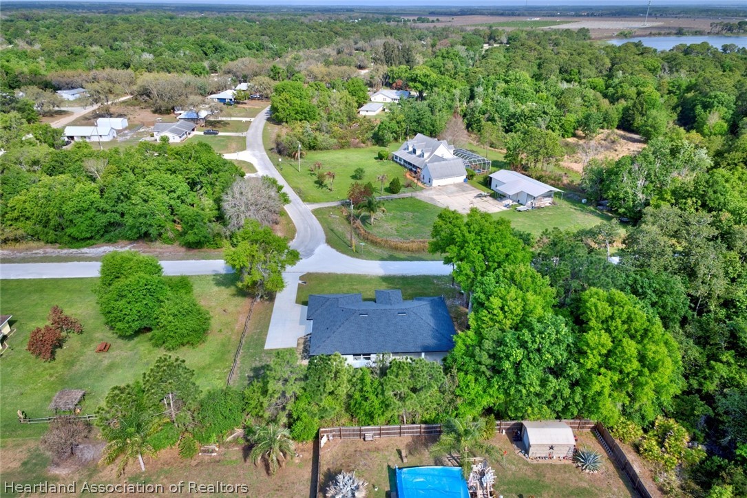 2011 West Falcon Road Avon Park, FL 33825 - Photo 38 of 40