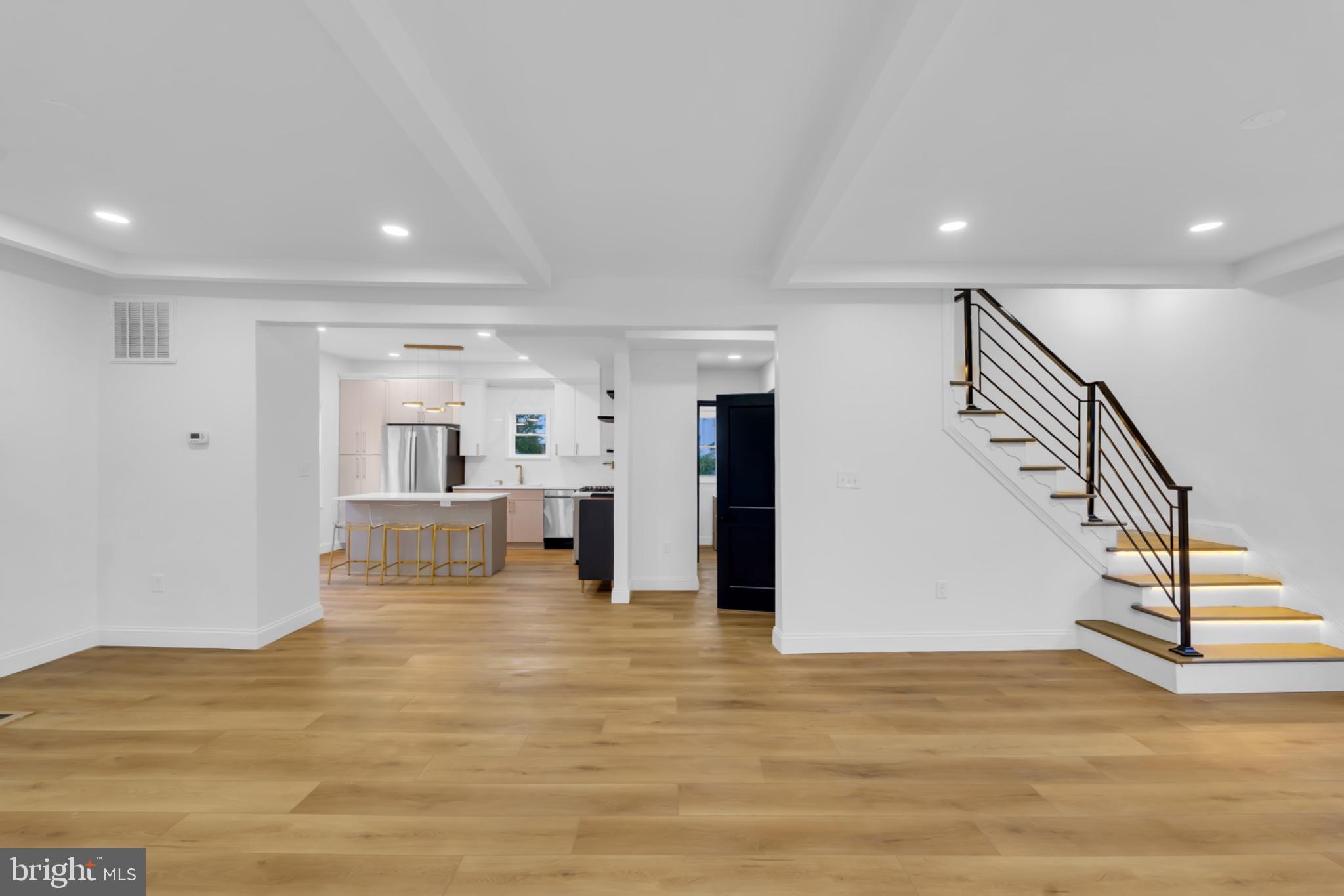 4104 Wentworth Road Baltimore, MD 21207 - Photo 3 of 68 Open main level