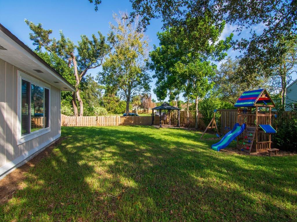 11086 Roseland Road Sebastian, FL 32958 - Photo 23 of 29
