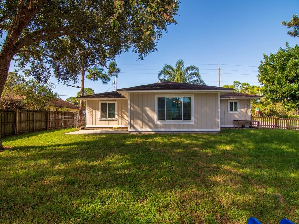 11086 Roseland Road Sebastian, FL 32958 - Photo 26 of 29