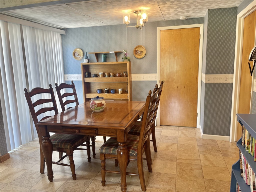 2163 Lake Road Ontario, NY 14519 - Photo 7 of 17