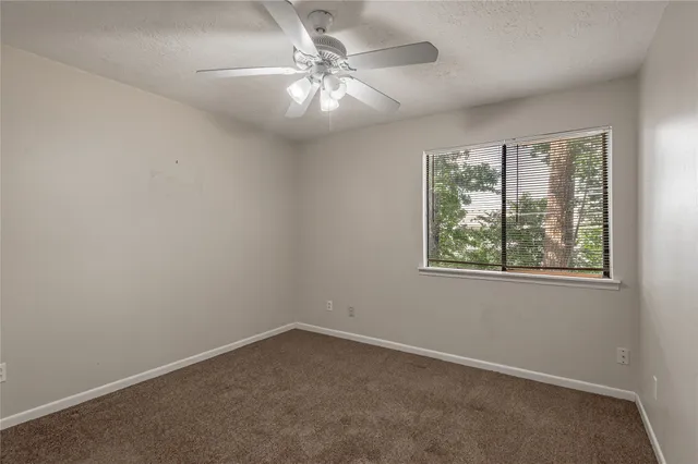 $895 | 1329 Windsor Street, Unit 2, Huntsville, TX 77340