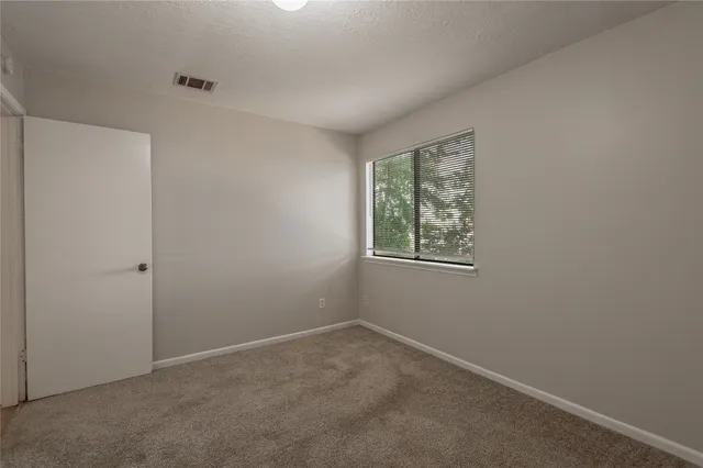 $895 | 1329 Windsor Street, Unit 2, Huntsville, TX 77340