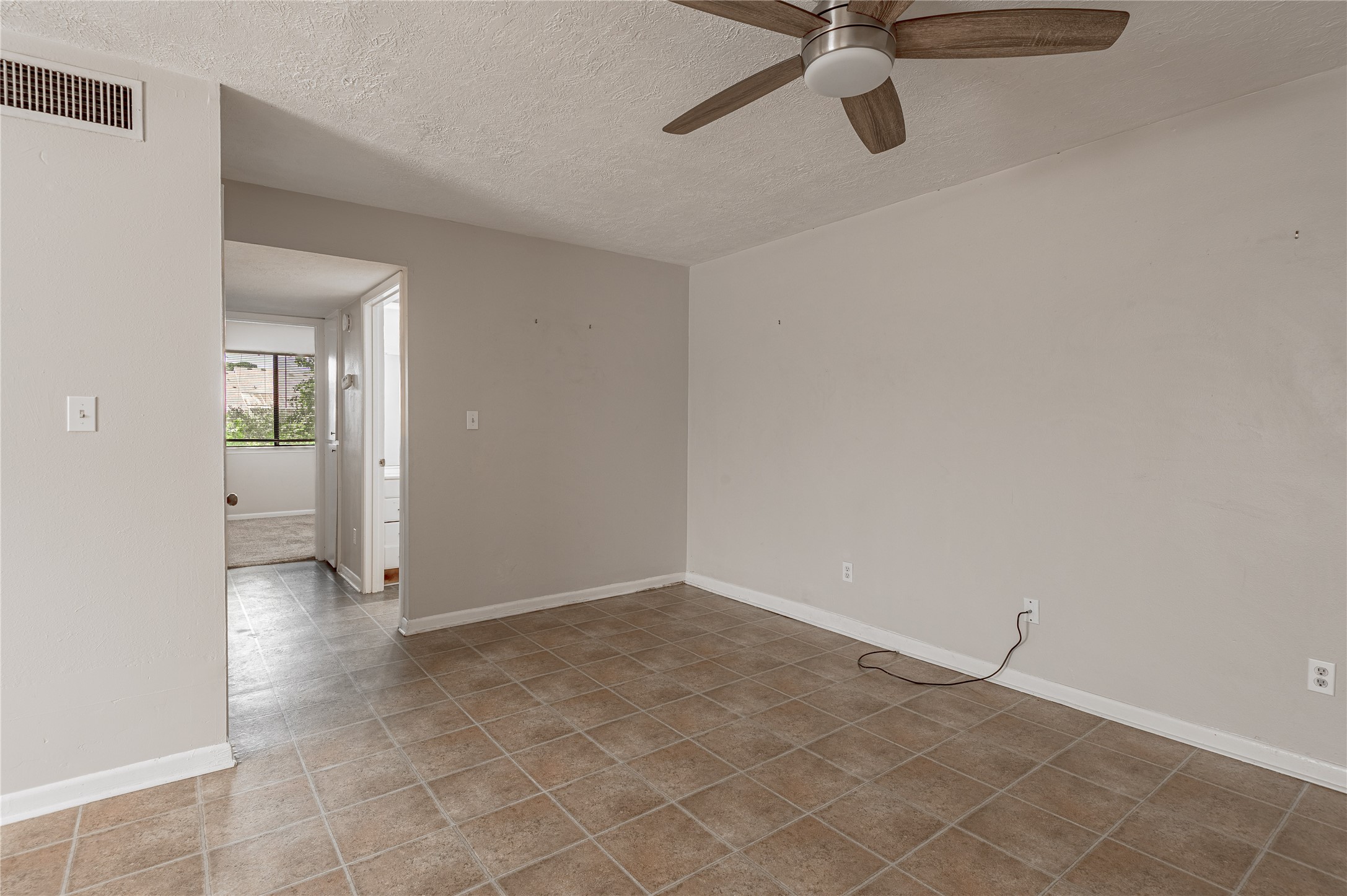 1329 Windsor Street, Unit 2 Huntsville, TX 77340 - Photo 7 of 23