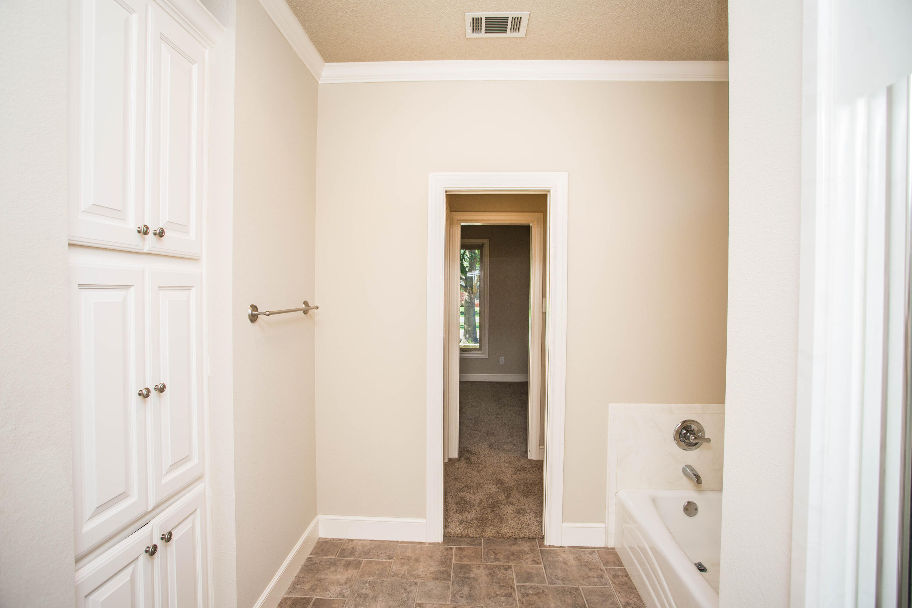 6803 79th Street Lubbock, TX 79424 - Photo 43 of 111 5V2A1052