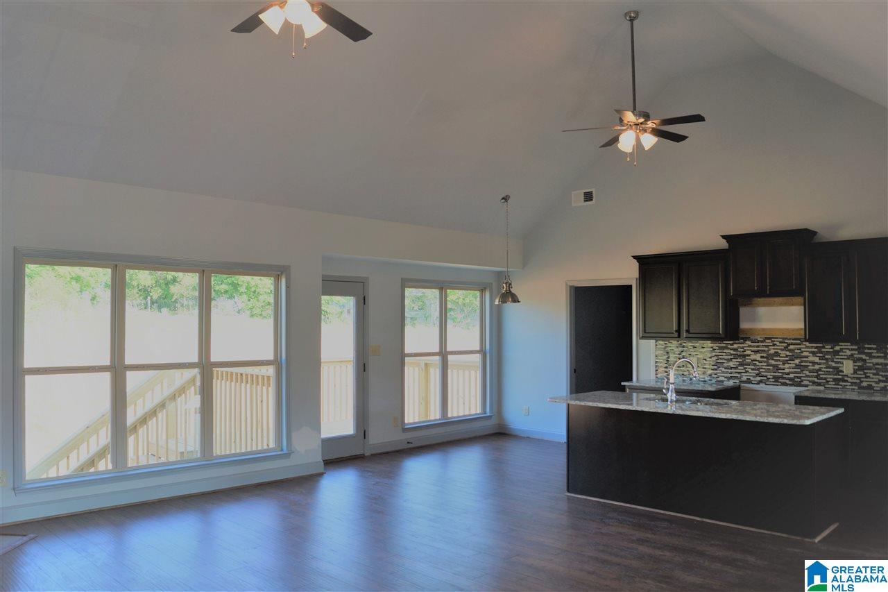 5135 Meadow Lake Trail Bessemer, AL 35020 - Photo 2 of 25
