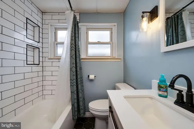 $289,900 | 2054 Cleveland Avenue, Reading, PA 19609