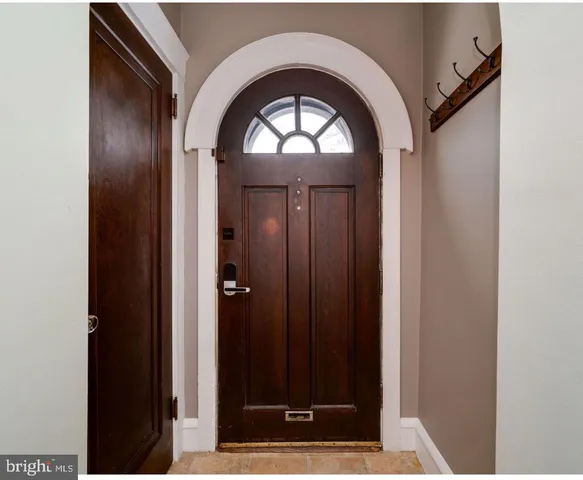 $289,900 | 2054 Cleveland Avenue, Reading, PA 19609