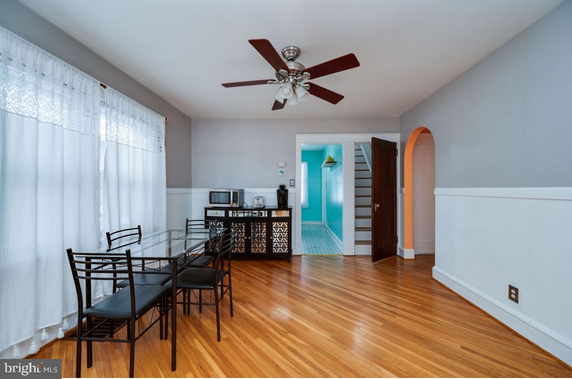 2054 Cleveland Avenue Reading, PA 19609 - Photo 9 of 27 a dining room with furniture and window