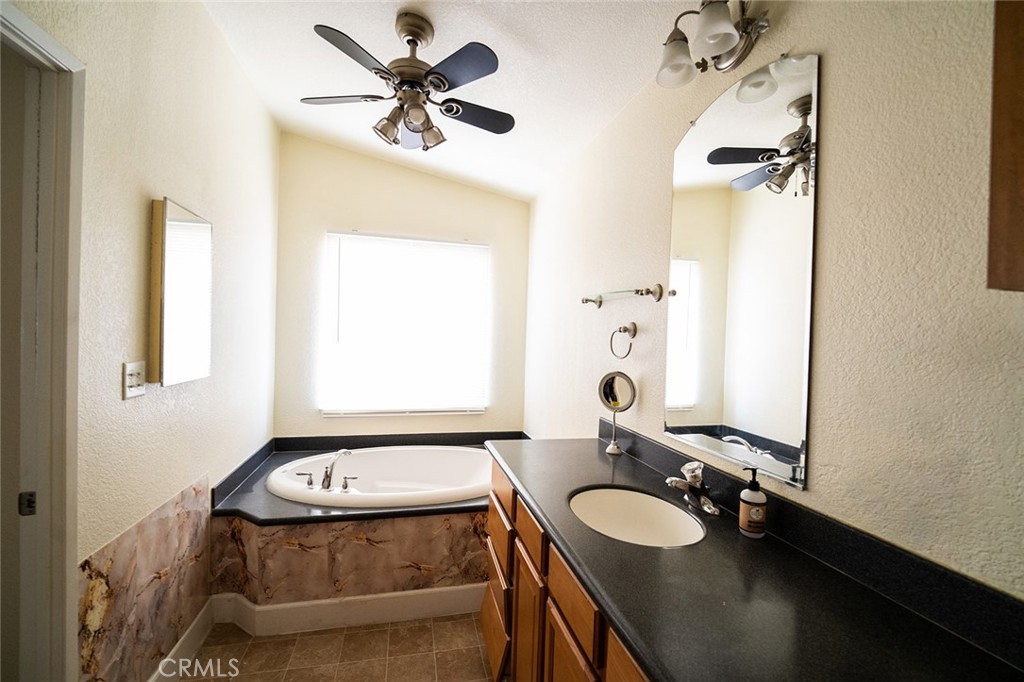 4901 Green River Road, Unit 37 Corona, CA 92878 - Photo 7 of 15