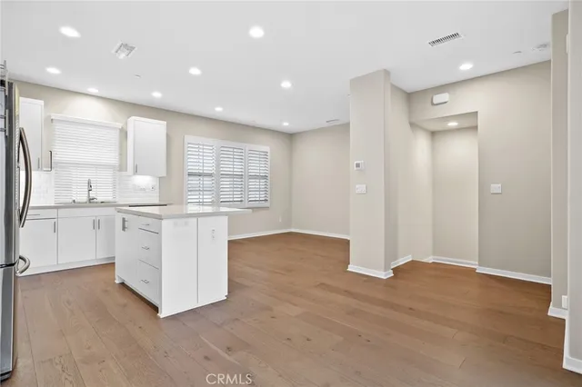 $3,850 | 102 Briarberry, Irvine, CA 92618