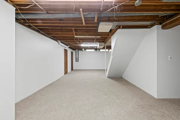 $374,900 | 7023 Wild Ridge Lane, West Bloomfield, MI 48322