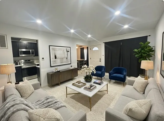 $249,900 | 4036 Fitzjames Walk, Oak Lawn, IL 60453