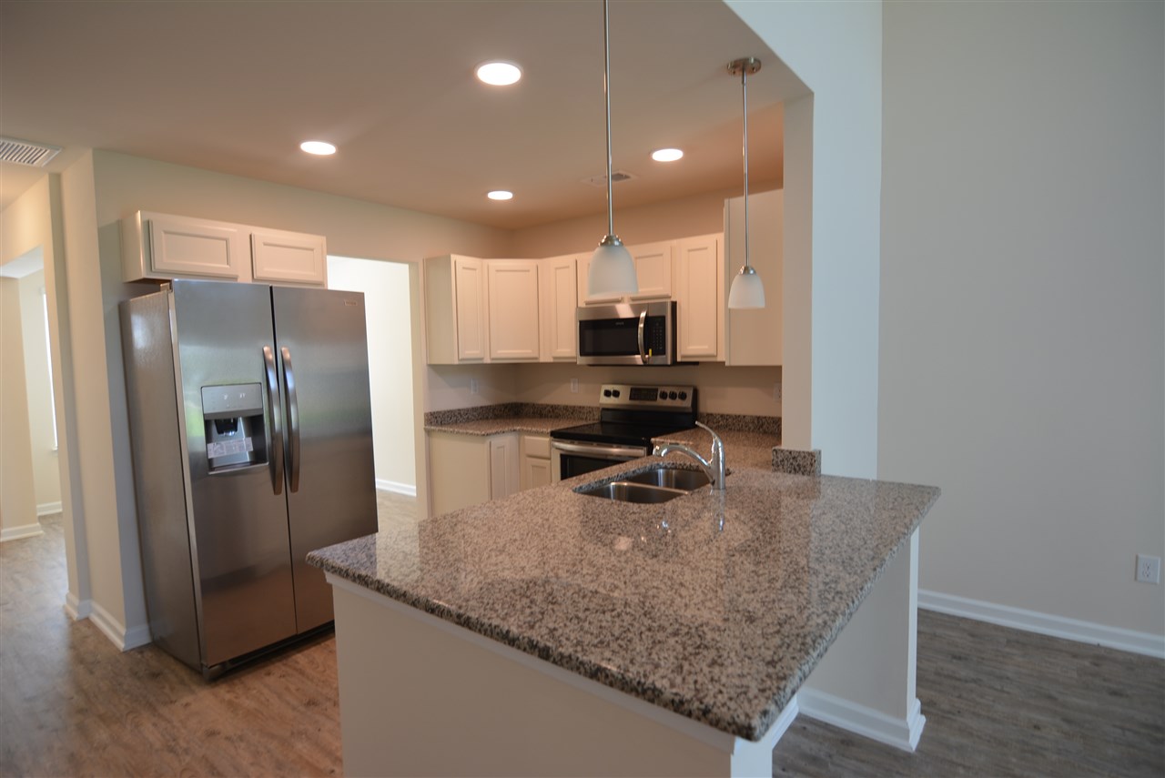 1109 Fairway Lane Conway, SC 29526 - Photo 2 of 12