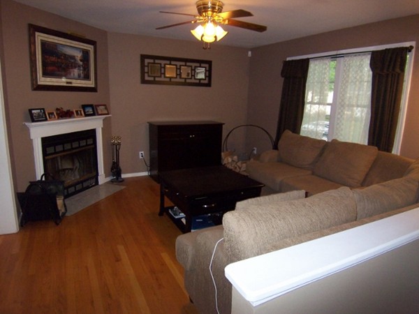 27 Elsie Road Lynn, MA 01904 - Photo 2 of 30 Gallery Image 2