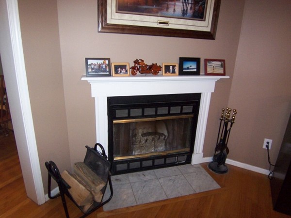 27 Elsie Road Lynn, MA 01904 - Photo 3 of 30 Gallery Image 3