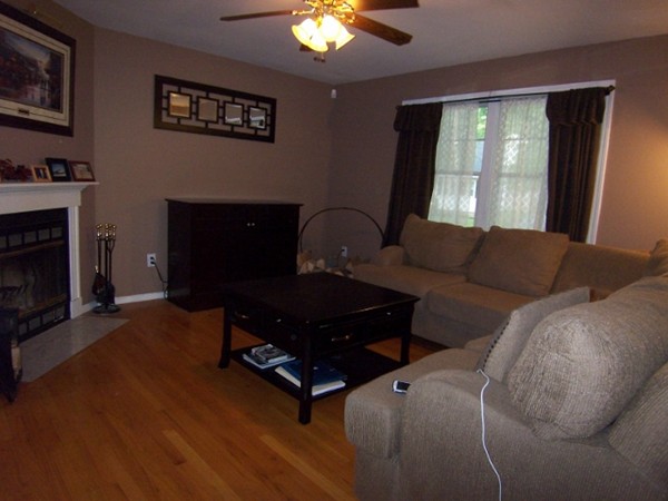 27 Elsie Road Lynn, MA 01904 - Photo 4 of 30 Gallery Image 4