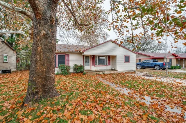 $150,000 | 932 Moss Street, Gainesville, TX 76240