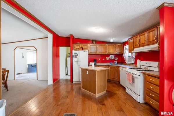 $82,000 | 4543 Harvey Street, Coello, IL 62825