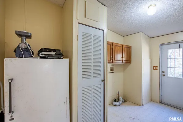 $82,000 | 4543 Harvey Street, Coello, IL 62825