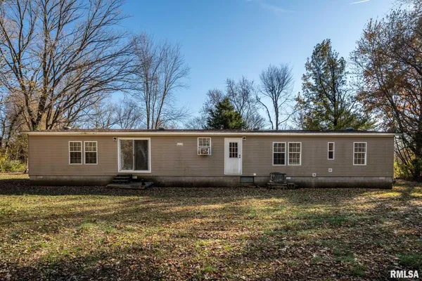 $82,000 | 4543 Harvey Street, Coello, IL 62825