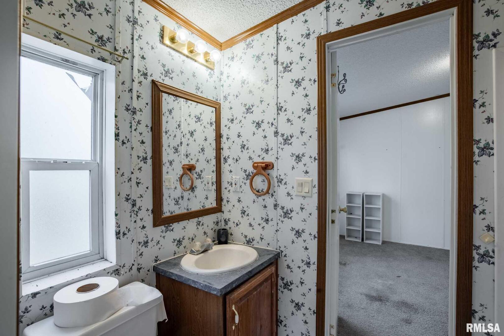 4543 Harvey Street Coello, IL 62825 - Photo 8 of 32