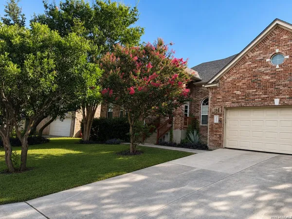 $3,000 | 19317 Fenwick Crest, San Antonio, TX 78258