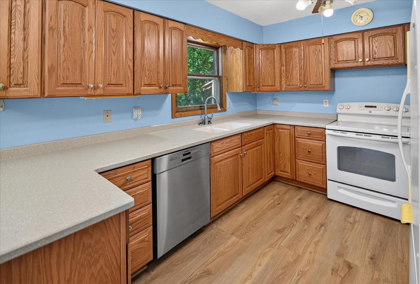 4031 Lally Road Oregon, WI 53575 - Photo 35 of 61