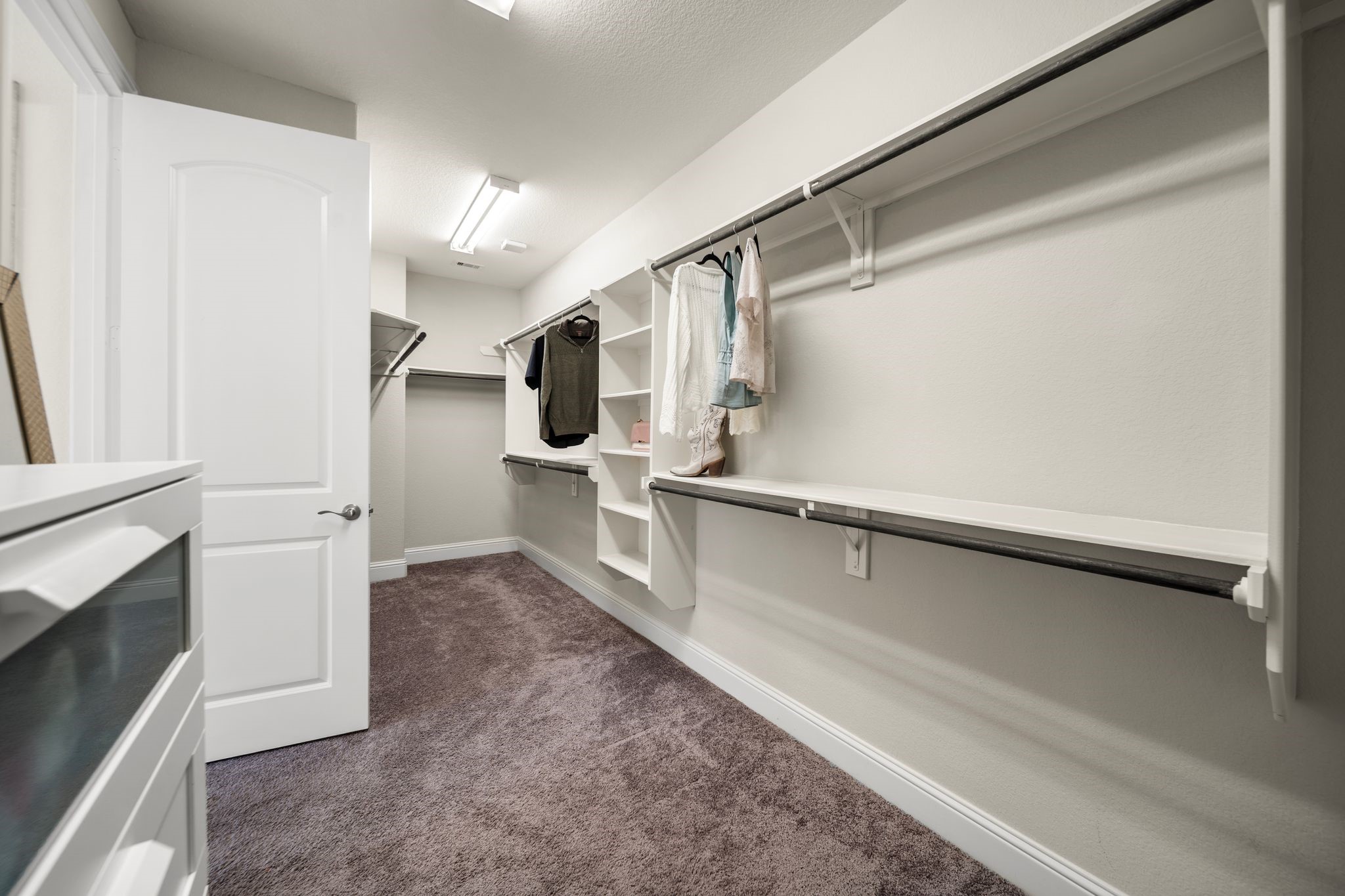 18307 Whistling Hills Road Cypress, TX 77433 - Photo 14 of 43 Your walk in closet is what dreams are made of!