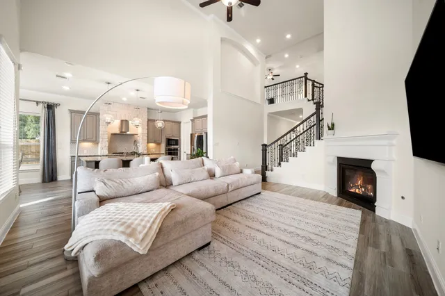 $899,000 | 18307 Whistling Hills Road, Cypress, TX 77433