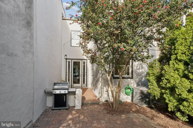 $999,900 | 1617 8th Street Northwest, Washington, DC 20001