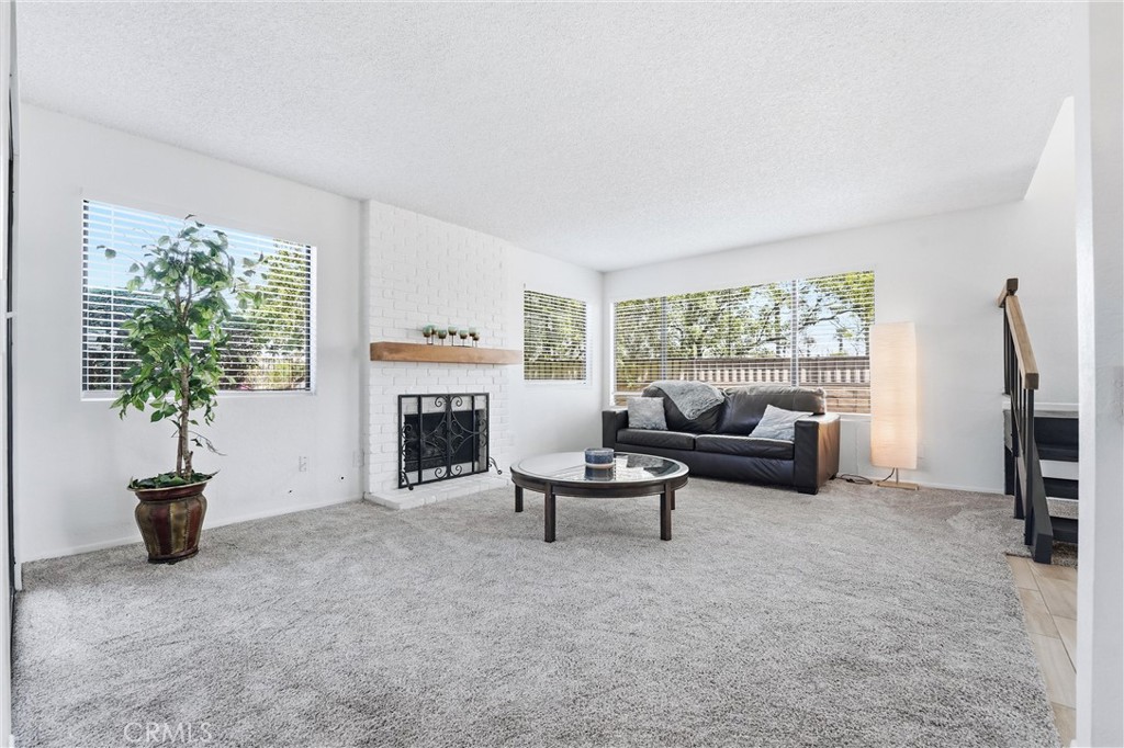 6567 Carioca Lane Riverside, CA 92506 - Photo 7 of 26 Gallery Image 7