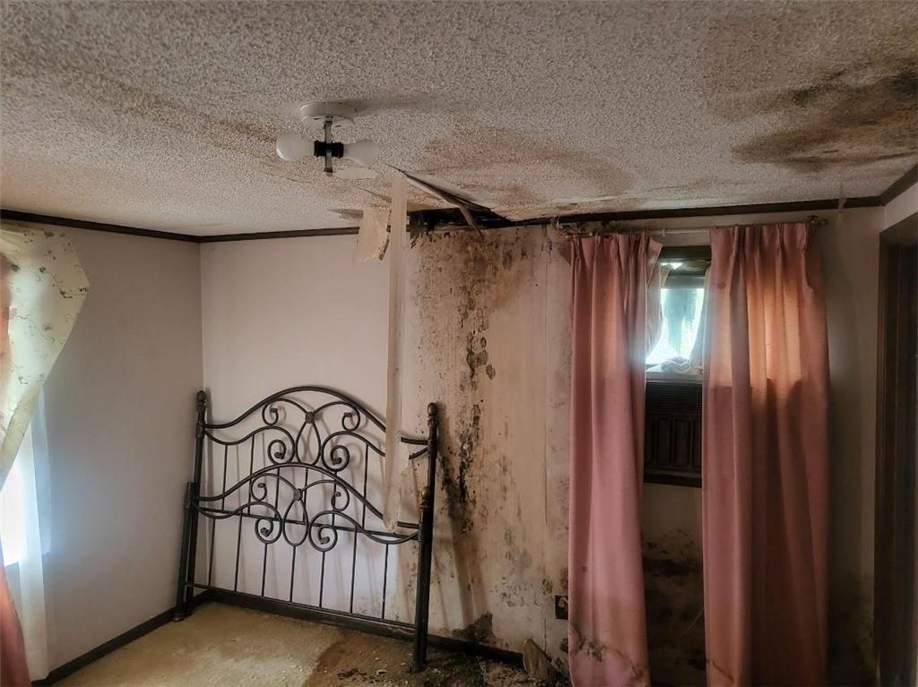 546 Alton Lawson Road Adrian, GA 31002 - Photo 14 of 29 a view of a hallway with staircase