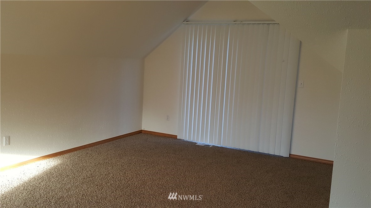 8142 Johnson Point Road Northeast Olympia, WA 98516 - Photo 14 of 25 Gallery Image 14