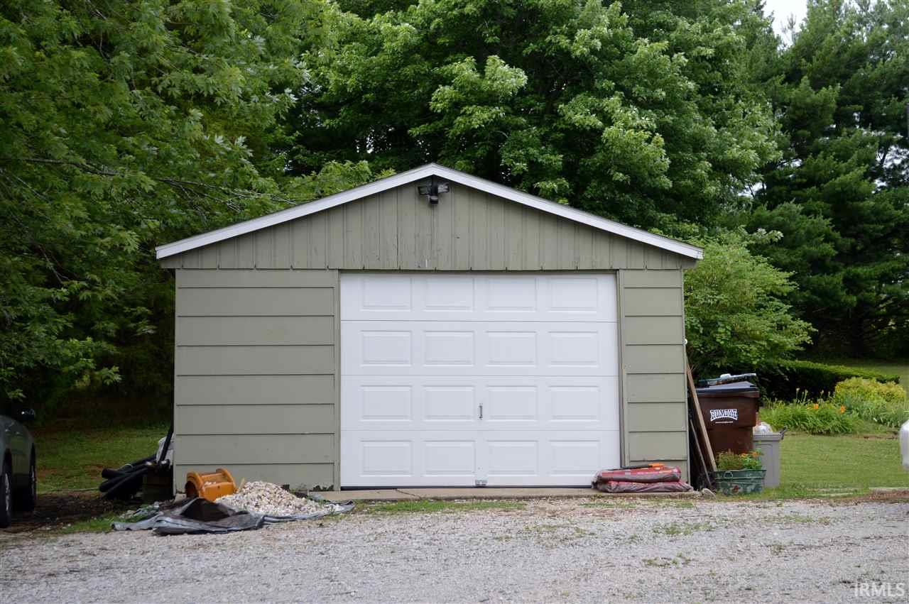 4936 Old Farm Road Springville, IN 47462 - Photo 3 of 21 Gallery Image 3
