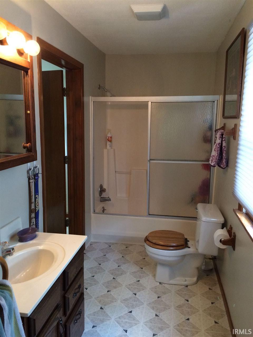 4936 Old Farm Road Springville, IN 47462 - Photo 10 of 21 Gallery Image 10