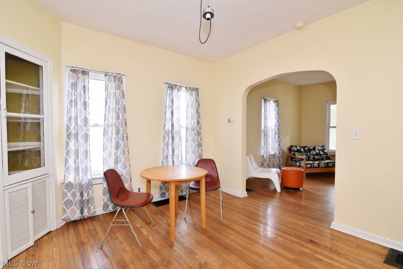 1532 Sheridan Road Cleveland, OH 44121 - Photo 10 of 29 Dining Room
