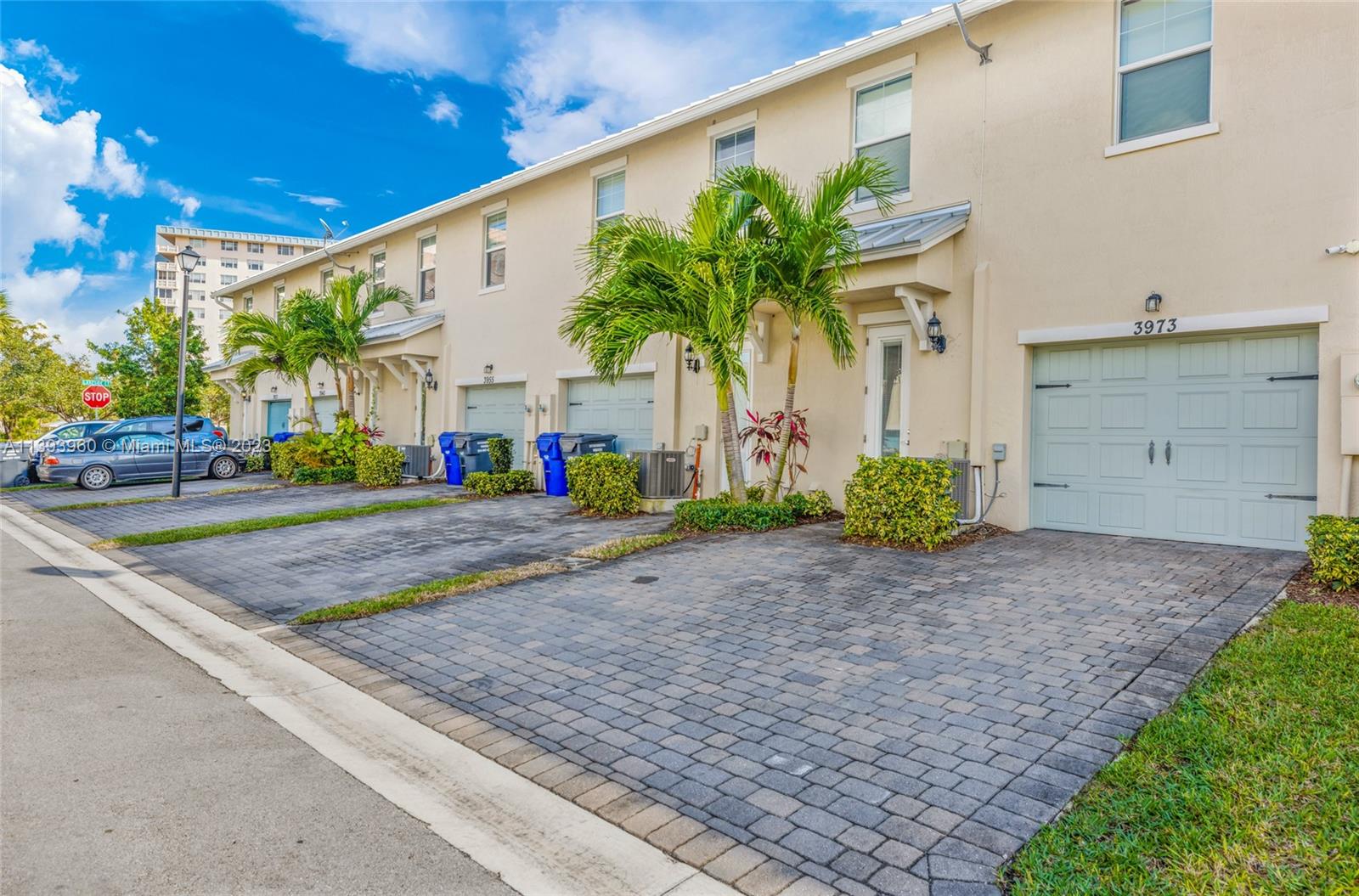 Hillcrest Hollywood, FL 33021 - Photo 19 of 30 a front view of a house with garden