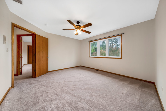 1124 Covington Drive Lemont, IL 60439 - Photo 16 of 25