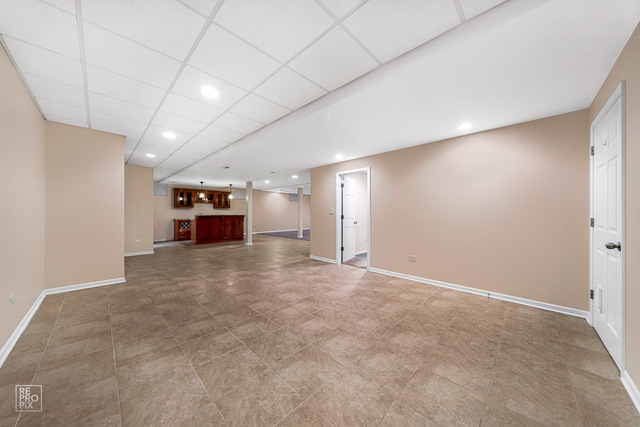 1124 Covington Drive Lemont, IL 60439 - Photo 18 of 25