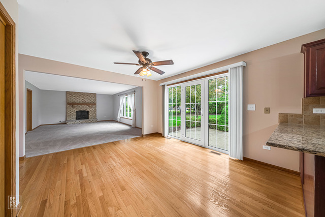 1124 Covington Drive Lemont, IL 60439 - Photo 10 of 25