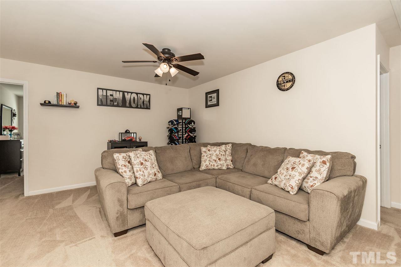 8132 Feldwig Place Raleigh, NC 27616 - Photo 17 of 30 Gallery Image 17
