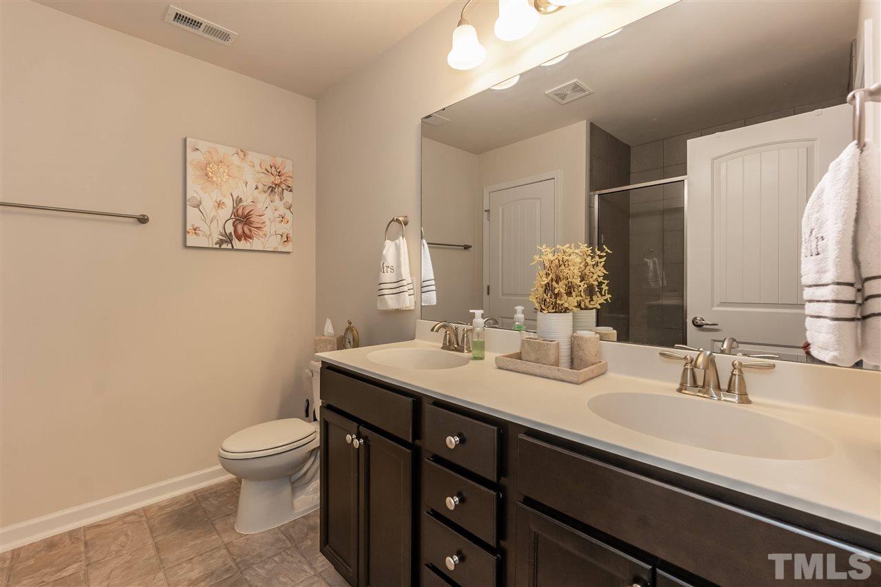 8132 Feldwig Place Raleigh, NC 27616 - Photo 20 of 30 Gallery Image 20